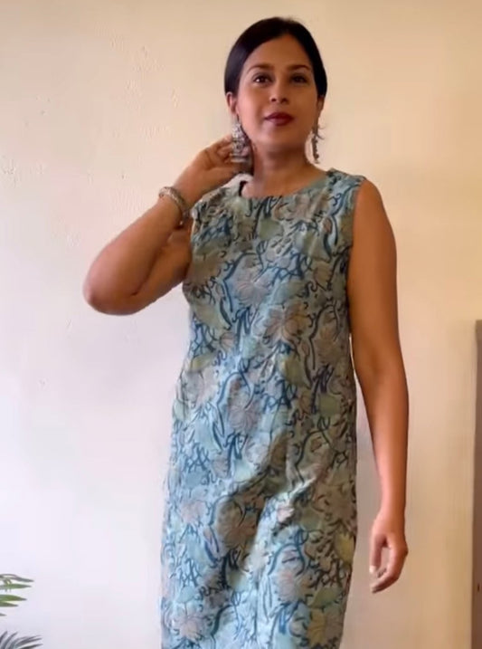 Discover our stylish Dabu cotton dress. Shop this sleeveless maxi design for a comfortable, breezy look. Unique hand-printed Dabu patterns in soft cotton.