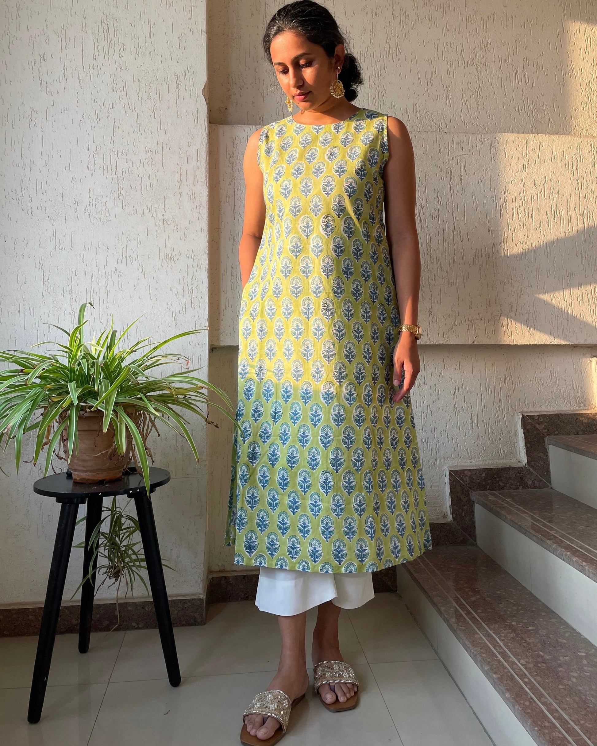 Shop our hand block printed sleeveless kurta for women. Comfortable, chic, and perfect for everyday elegance.