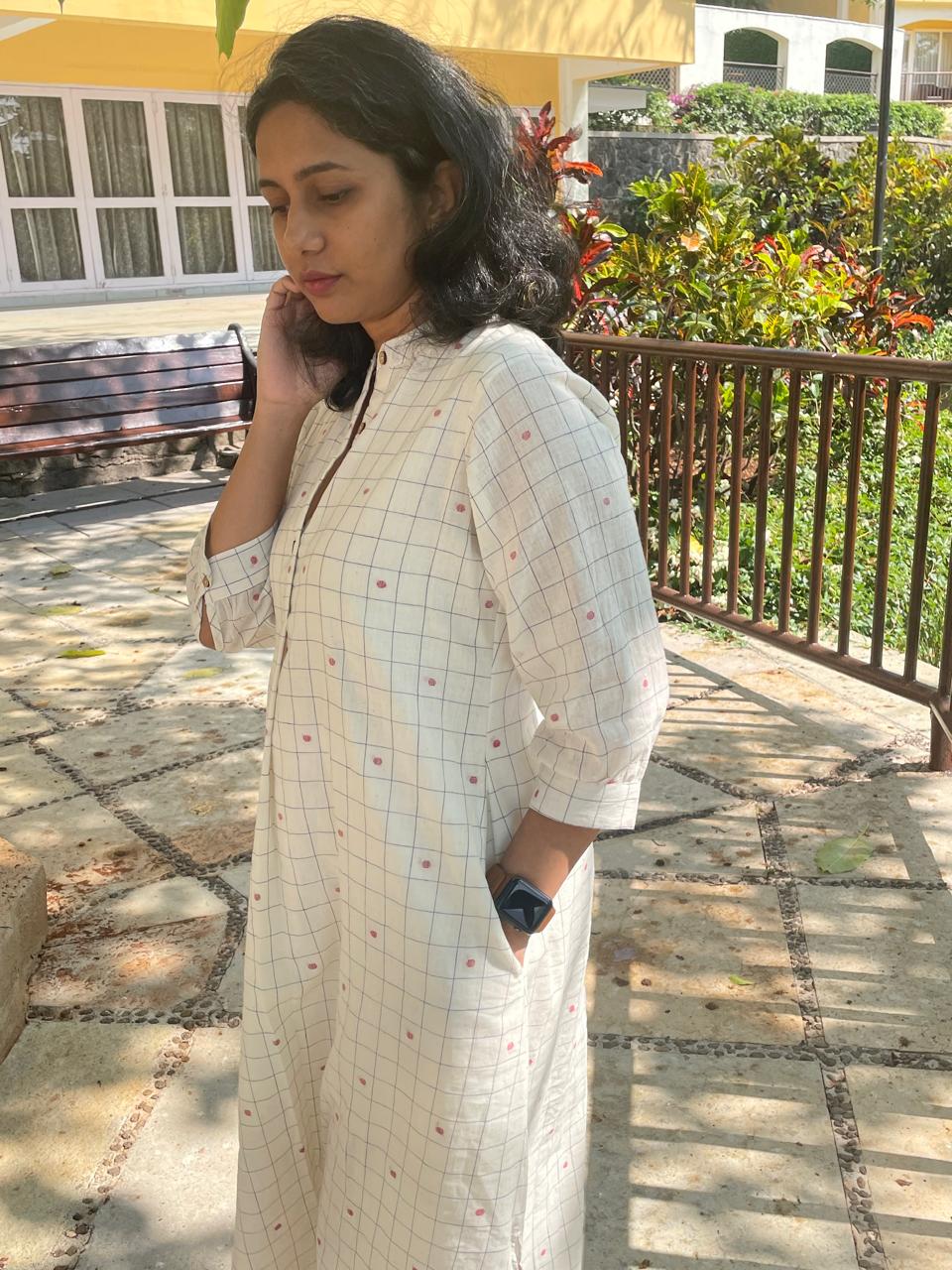 Shop this handwoven soft muslin kurta in off-white color. Perfect as your formal kurta, this gives elegance and comfort.