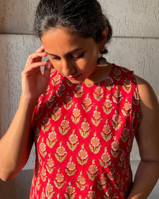Red hand block print sleeveless kurta. 